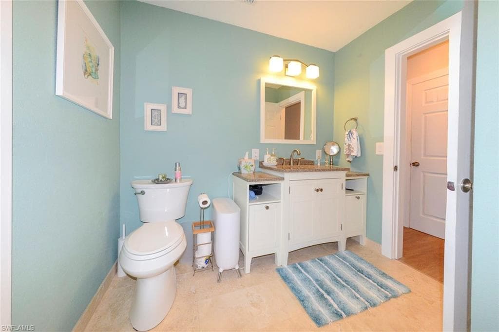 5313 Malaluka CT, CAPE CORAL FL 33904-22