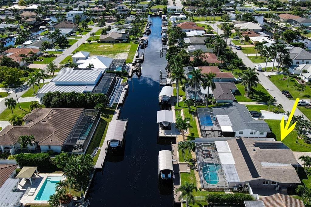 5313 Malaluka CT, CAPE CORAL FL 33904-45