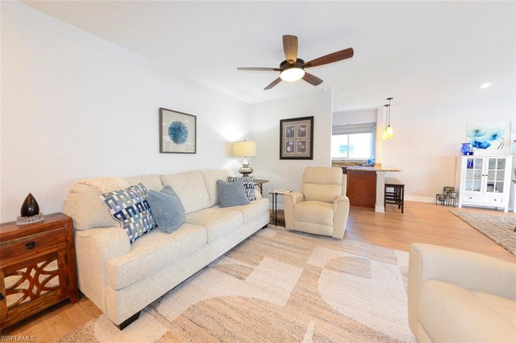 5313 Malaluka CT, CAPE CORAL FL 33904-6