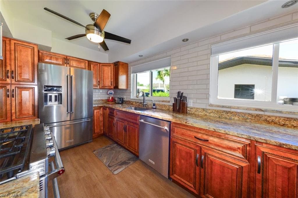 5313 Malaluka CT, CAPE CORAL FL 33904-9