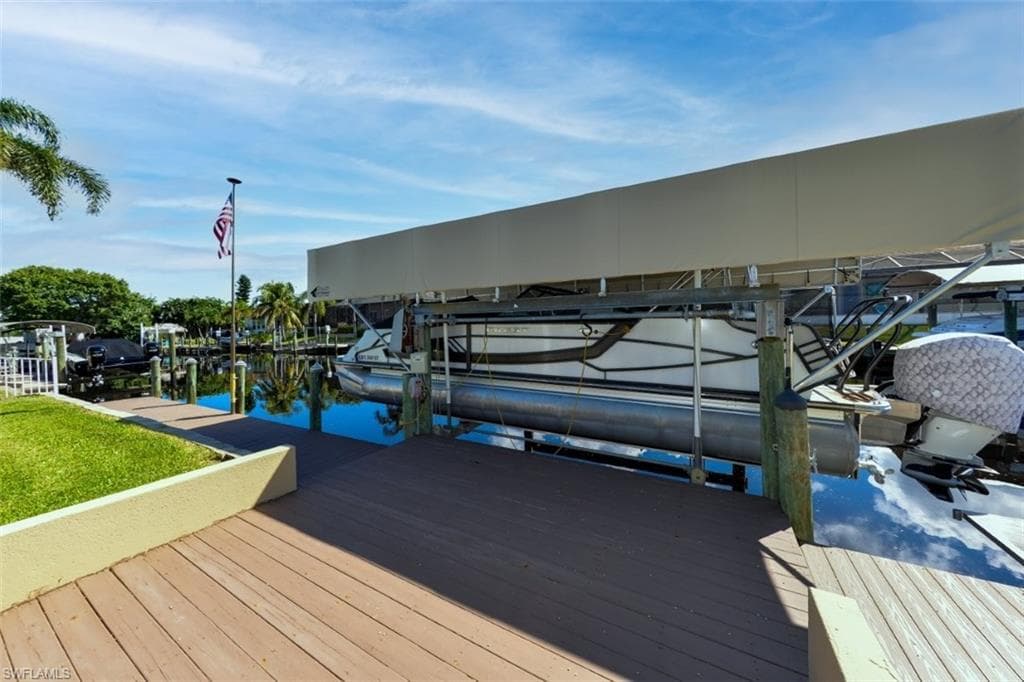 5313 Malaluka CT, CAPE CORAL FL 33904-43