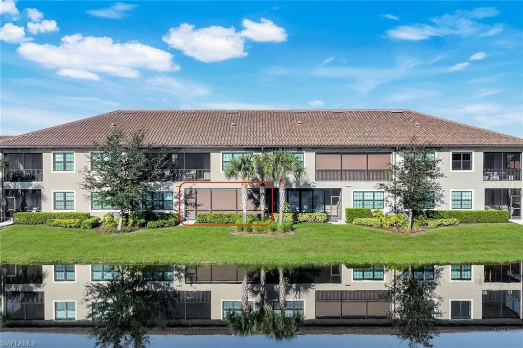 9641 Montelanico LOOP # 103, NAPLES FL 34119-23