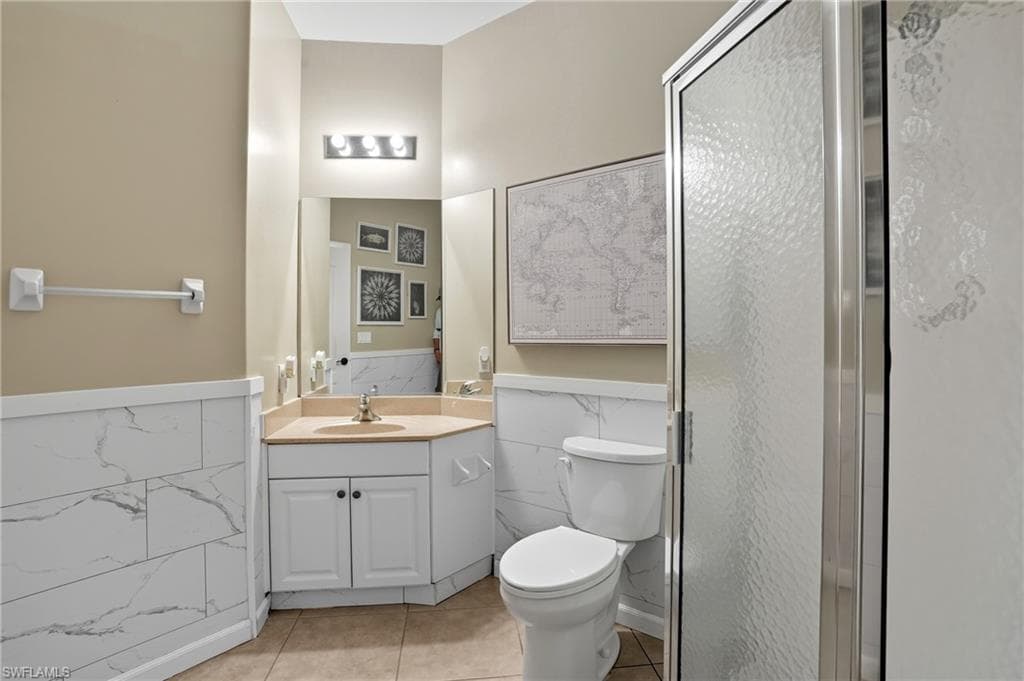 4577 Fairloop RUN, LEHIGH ACRES FL 33973-30