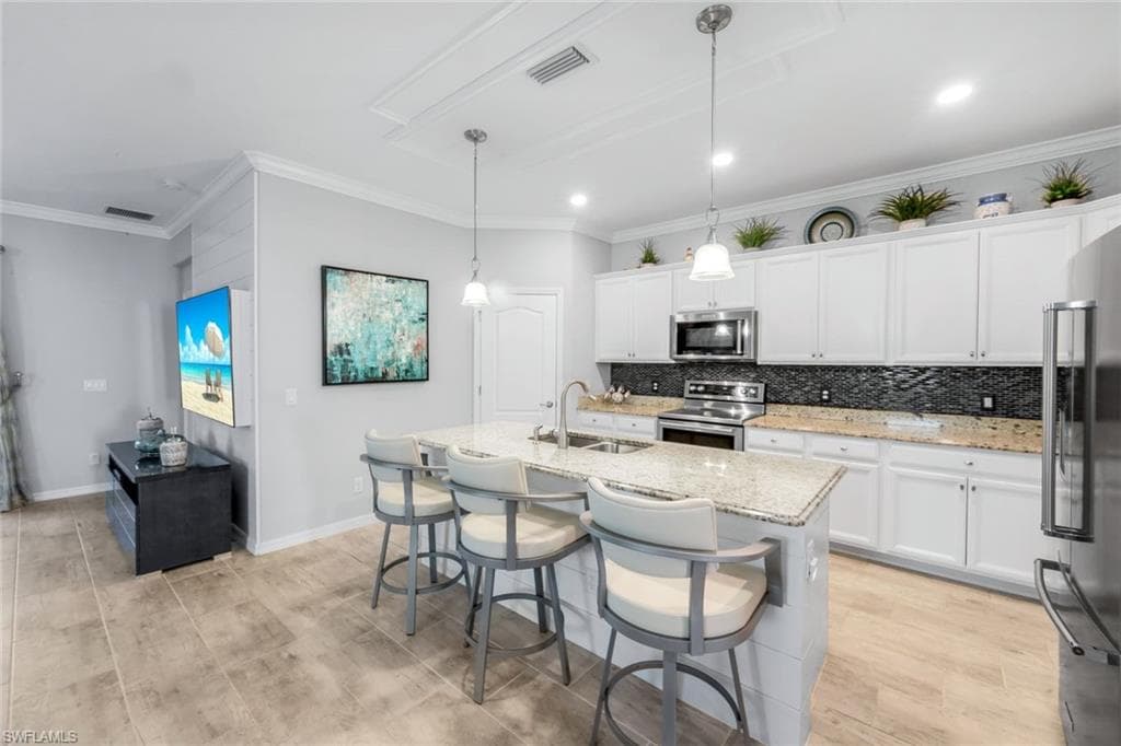 4244 Raffia Palm CIR, NAPLES FL 34119-6