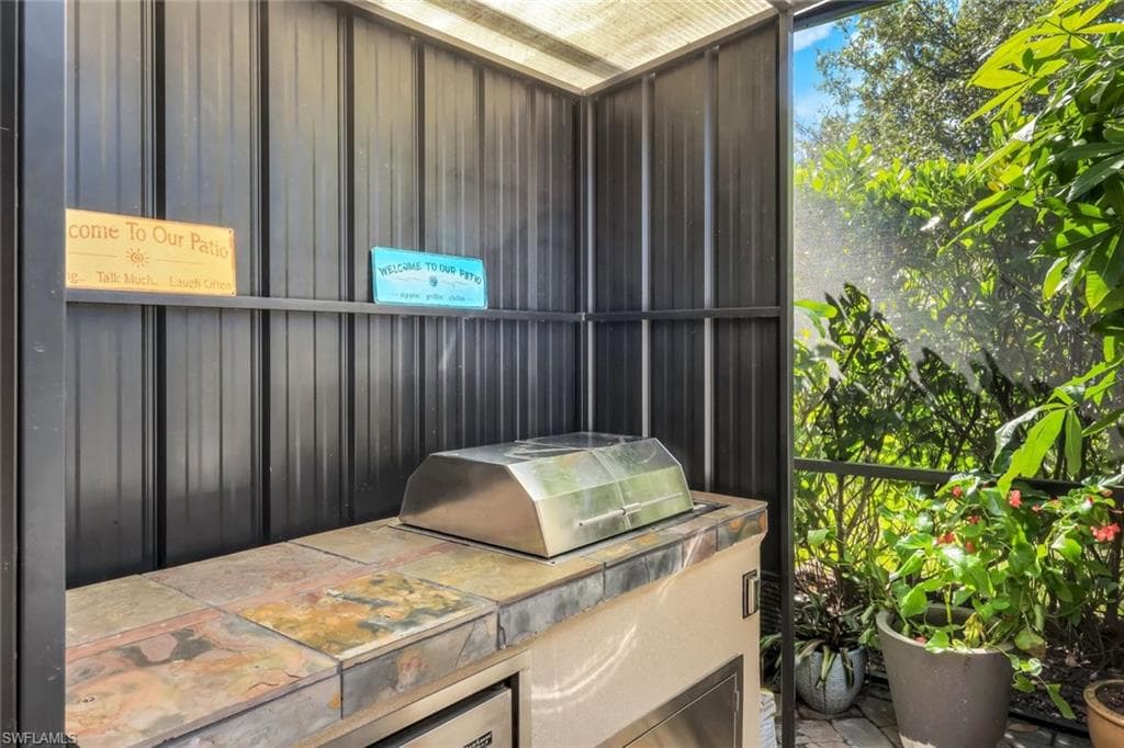 4244 Raffia Palm CIR, NAPLES FL 34119-29