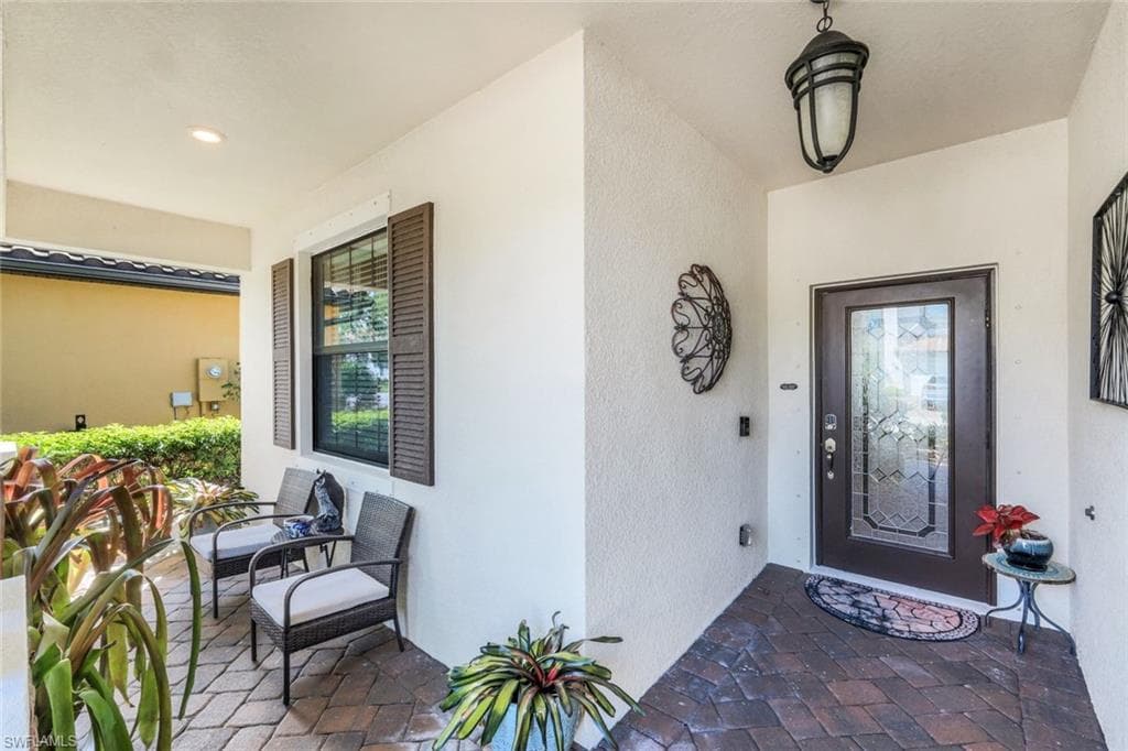 4244 Raffia Palm CIR, NAPLES FL 34119-3