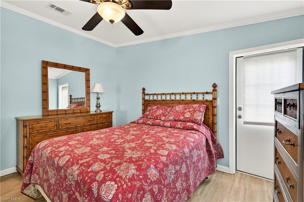 5720 Maplewood CT, FORT MYERS FL 33905-12