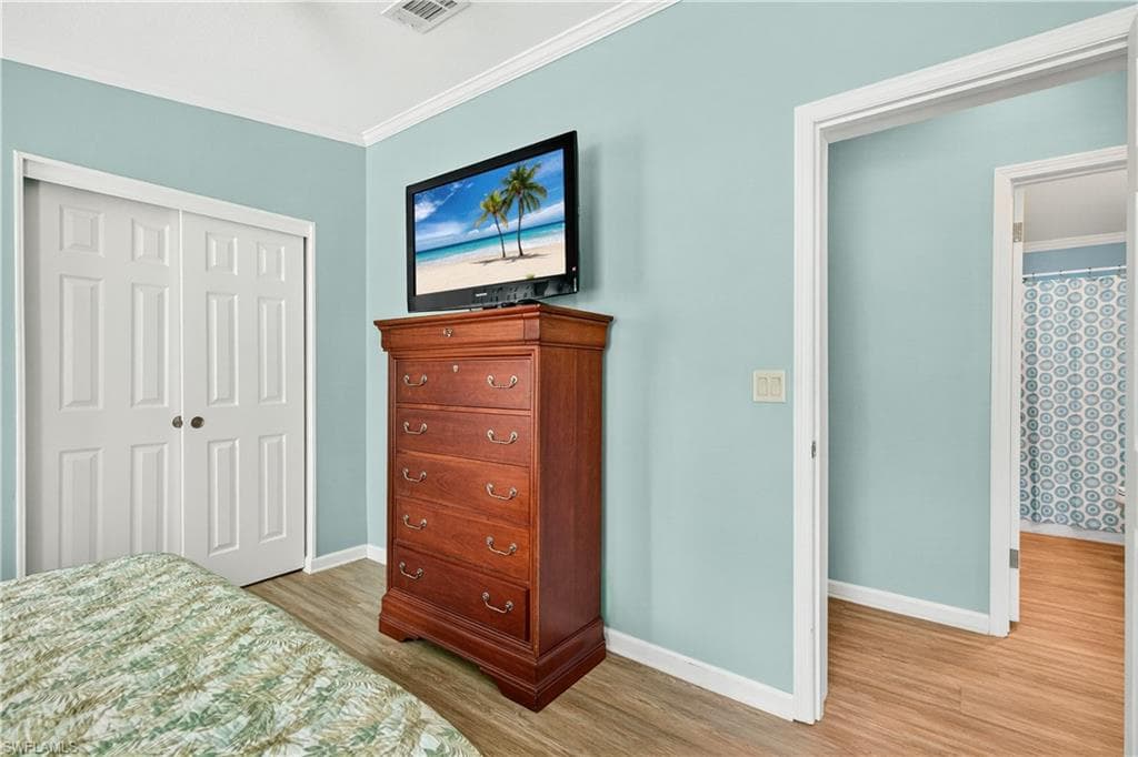 5720 Maplewood CT, FORT MYERS FL 33905-18