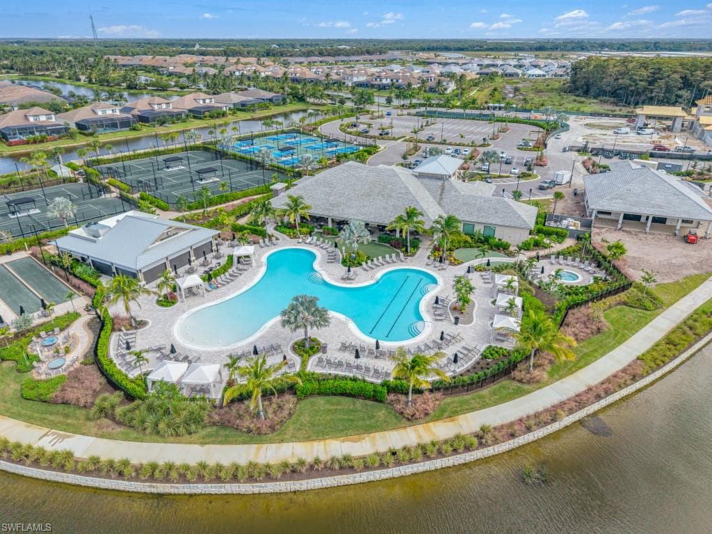 15576 Montello LN, NAPLES FL 34114-42