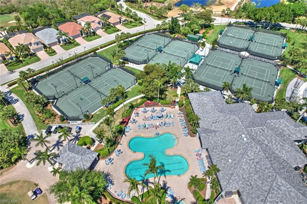 9104 Shadow Glen WAY, FORT MYERS FL 33913-42