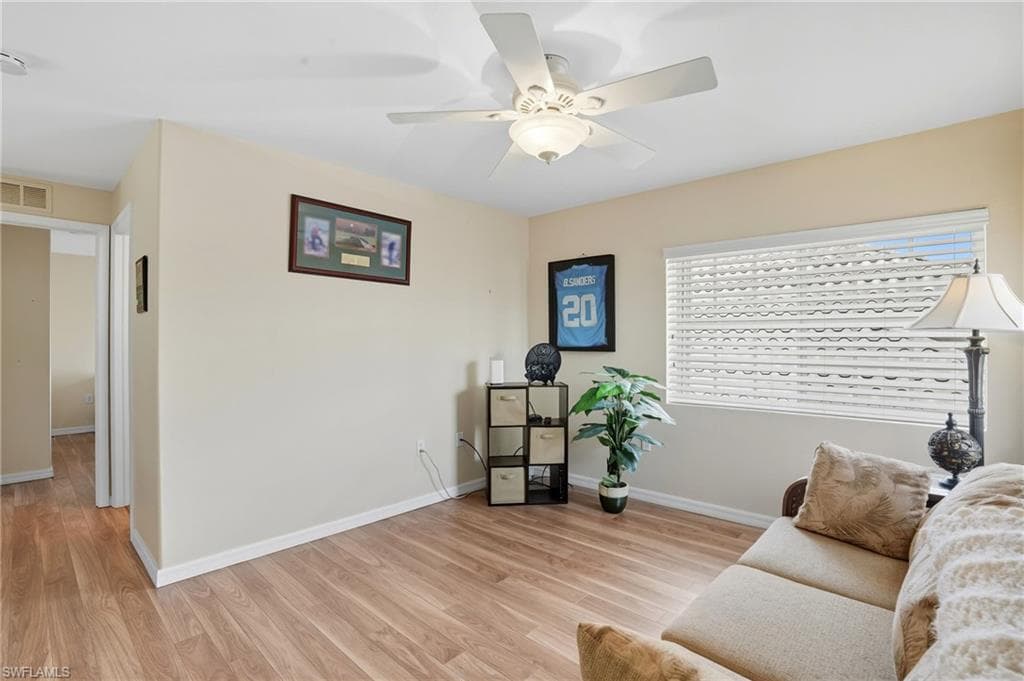 9104 Shadow Glen WAY, FORT MYERS FL 33913-25