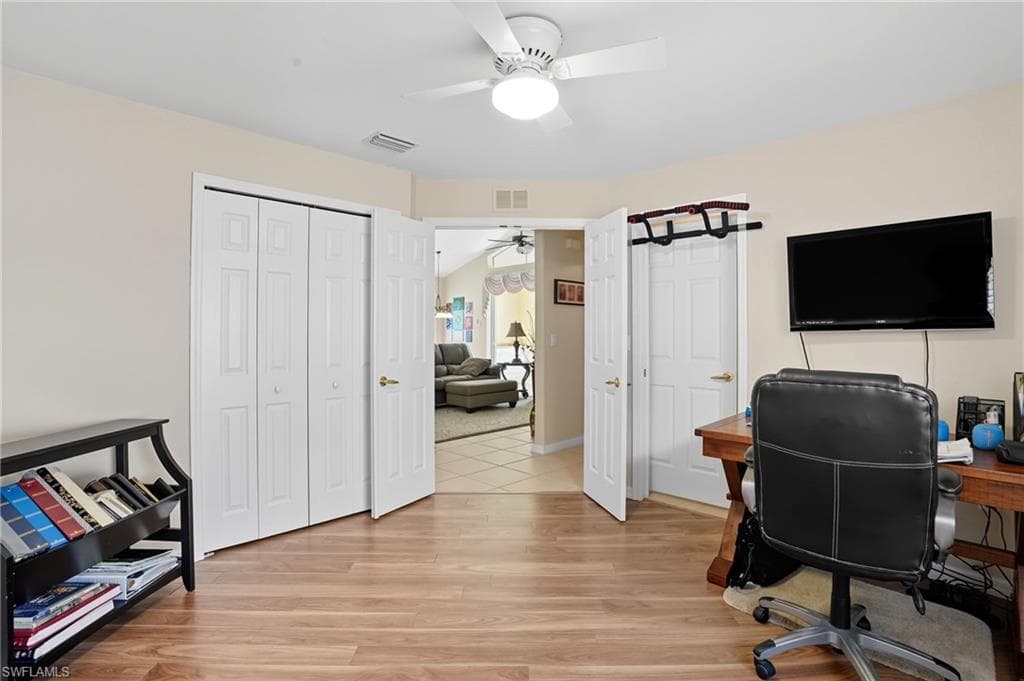 9104 Shadow Glen WAY, FORT MYERS FL 33913-23