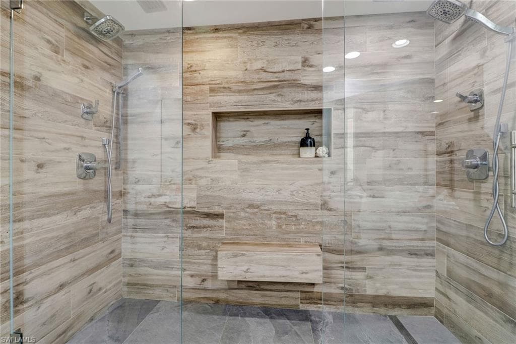 3000 Oasis Grand BLVD # 606, FORT MYERS FL 33916-22