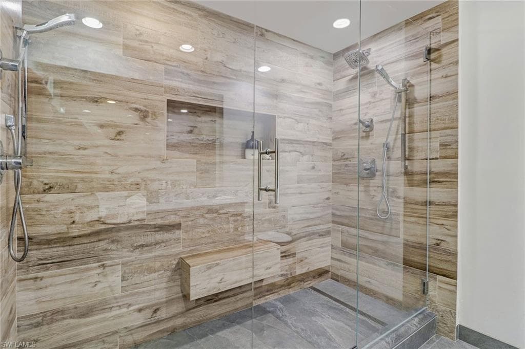 3000 Oasis Grand BLVD # 606, FORT MYERS FL 33916-23