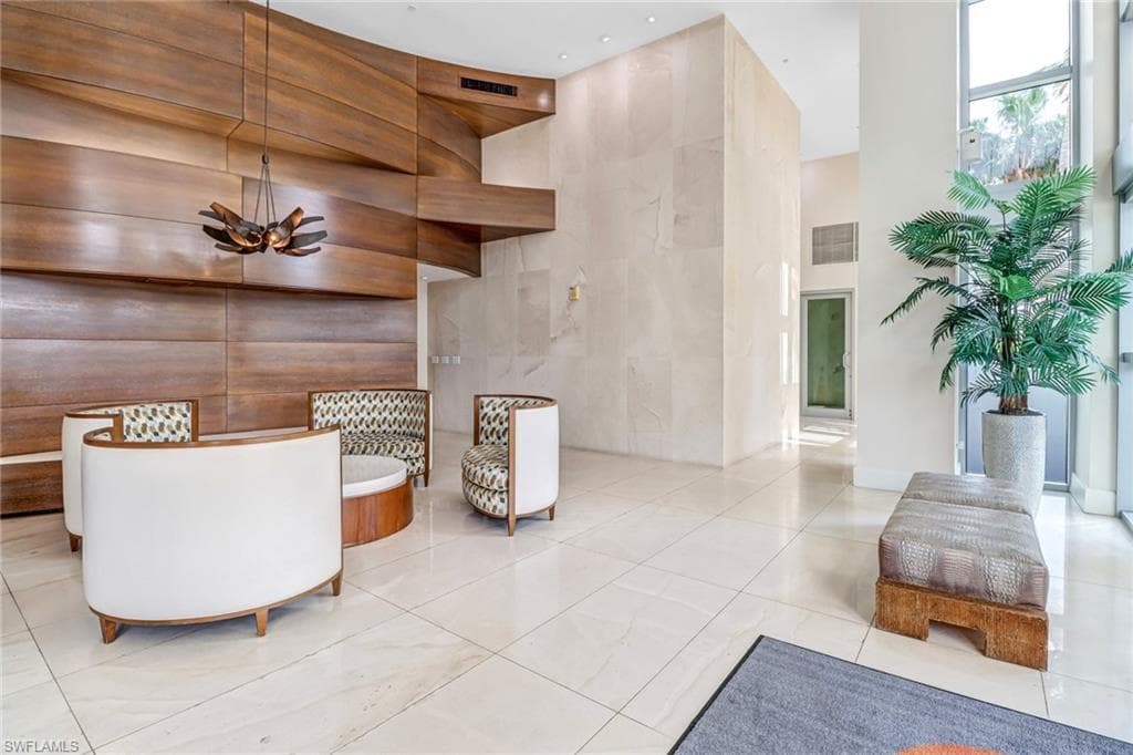 3000 Oasis Grand BLVD # 606, FORT MYERS FL 33916-33