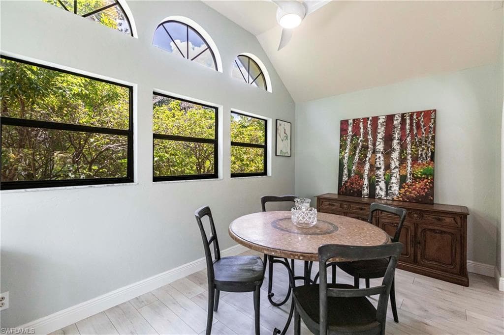 1323 Solana RD # K2, NAPLES FL 34103-12