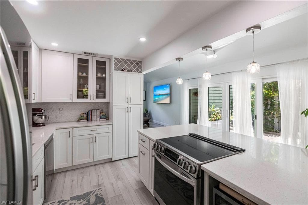 1323 Solana RD # K2, NAPLES FL 34103-9