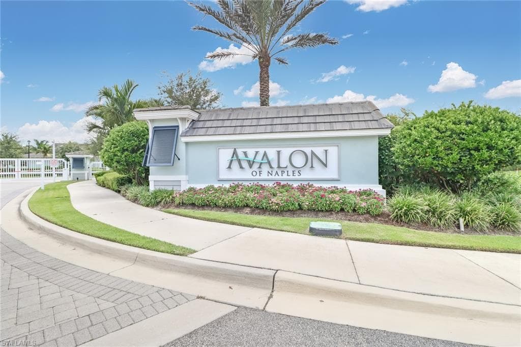 6973 Avalon CIR # 1403, NAPLES FL 34112-36
