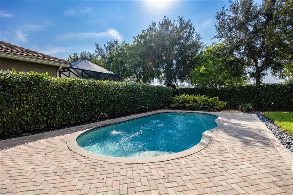 13800 Luna DR, NAPLES FL 34109-22