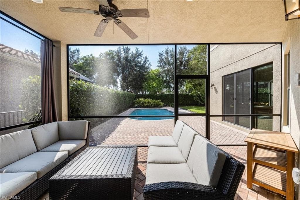 13800 Luna DR, NAPLES FL 34109-21
