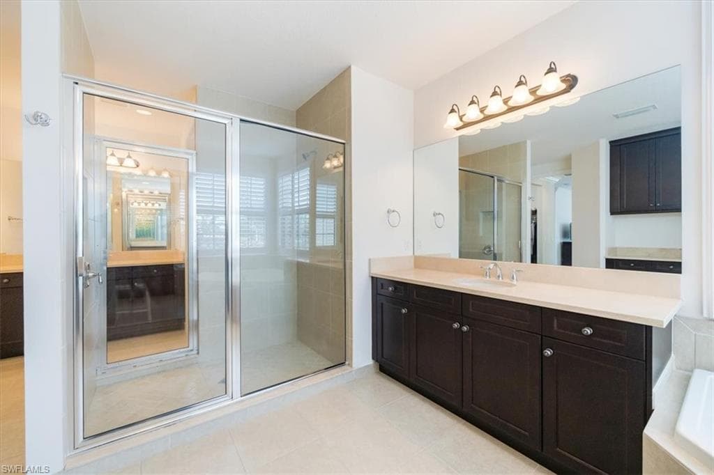 13800 Luna DR, NAPLES FL 34109-13