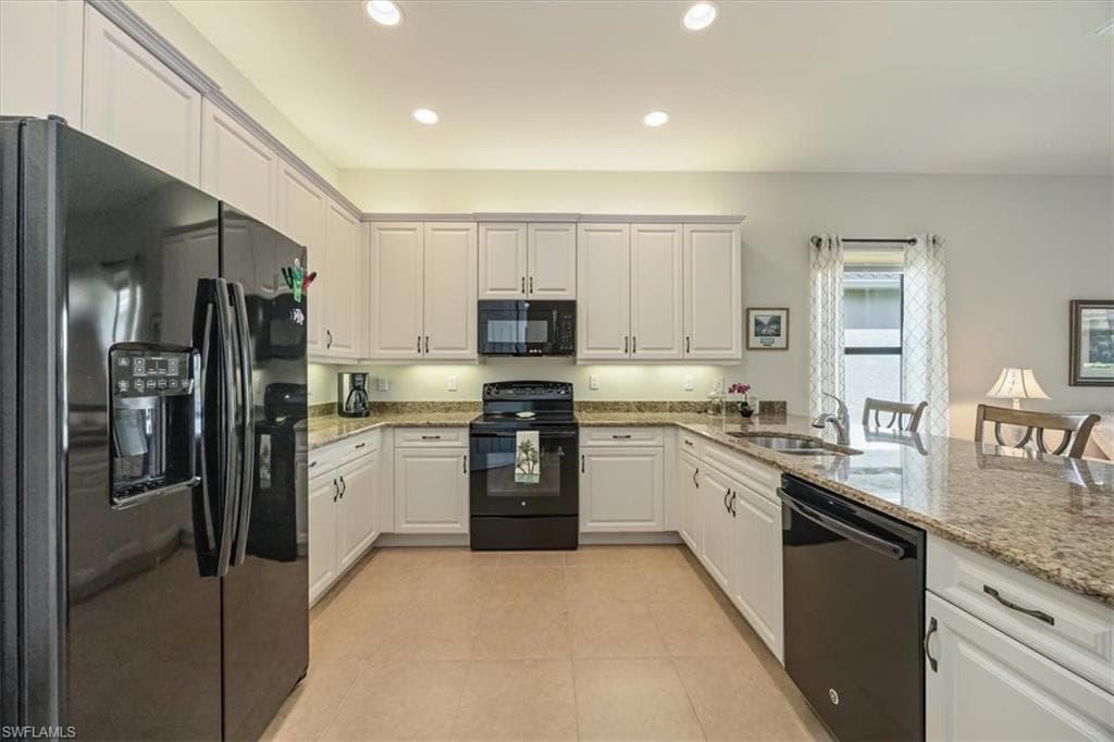 13466 Sumter LN, NAPLES FL 34109-7