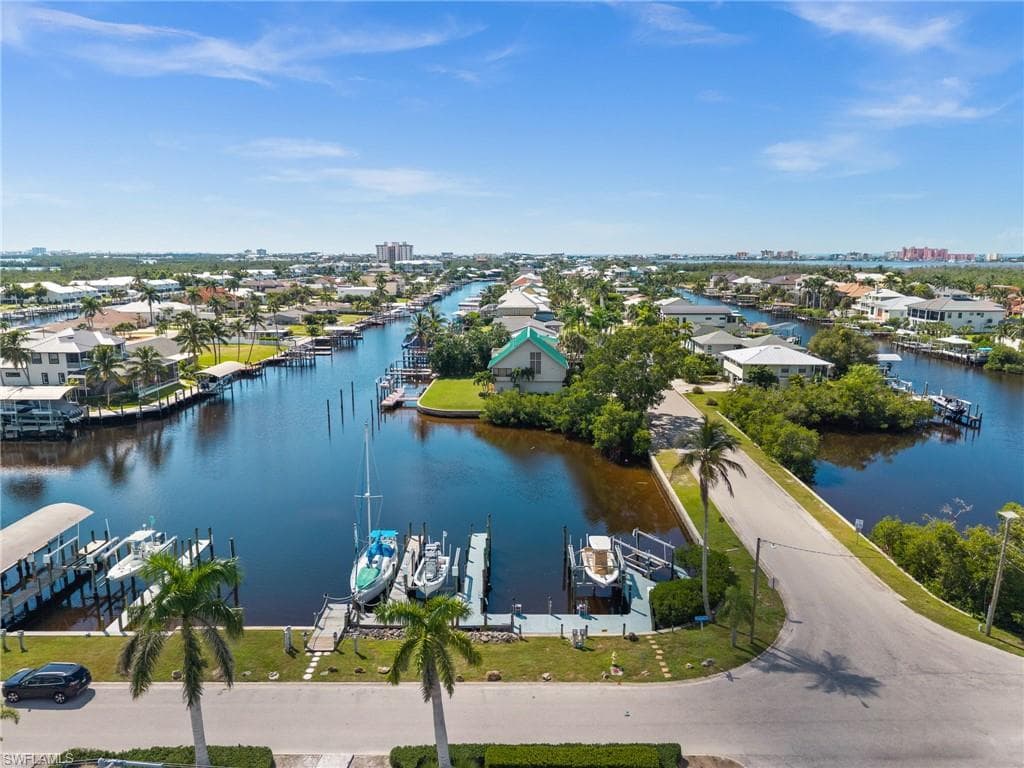 12170 Siesta DR, FORT MYERS BEACH FL 33931-45