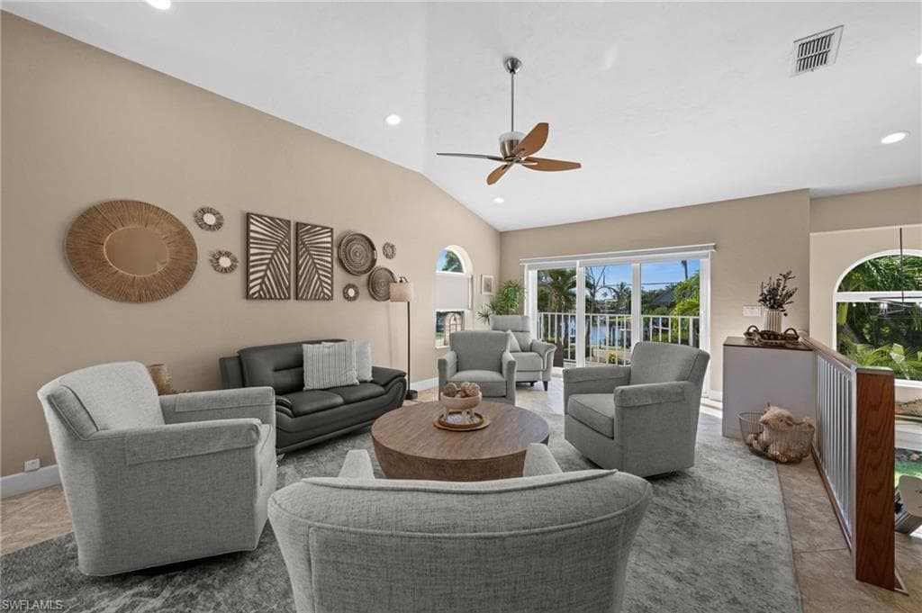 12170 Siesta DR, FORT MYERS BEACH FL 33931-21