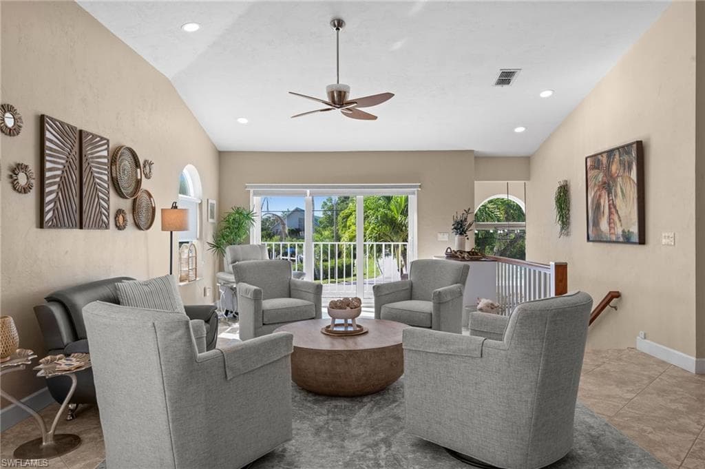 12170 Siesta DR, FORT MYERS BEACH FL 33931-19