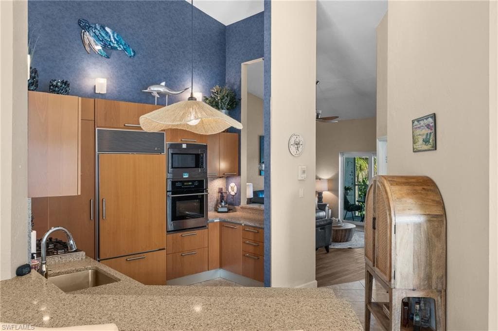 12170 Siesta DR, FORT MYERS BEACH FL 33931-18