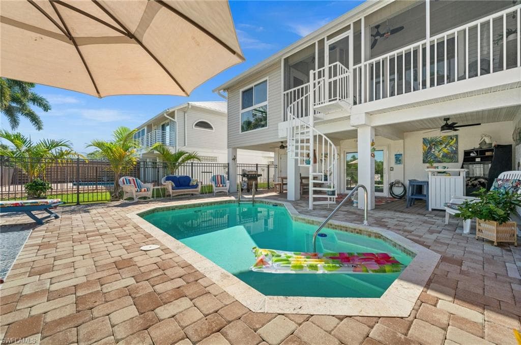 12170 Siesta DR, FORT MYERS BEACH FL 33931-39