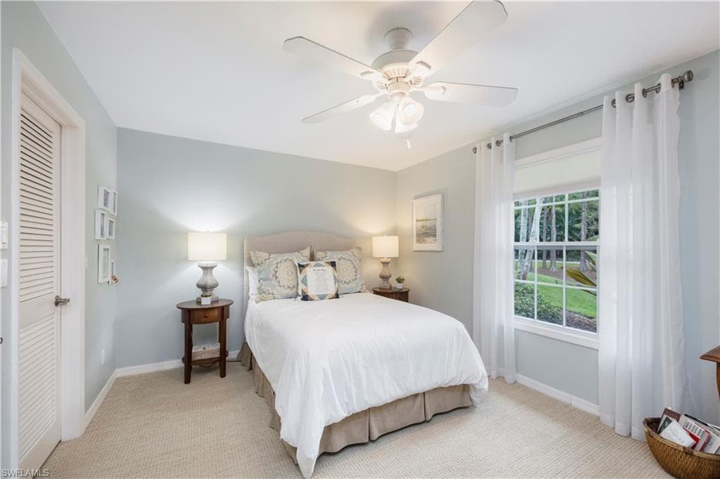 5520 Cynthia LN, NAPLES FL 34112-12