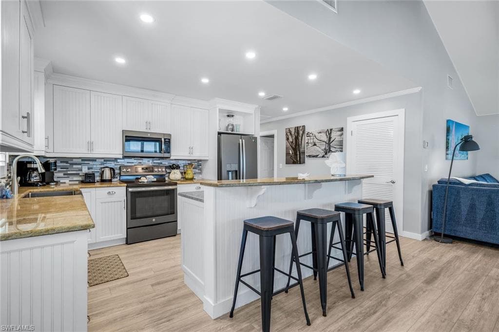 26460 Hickory BLVD-12