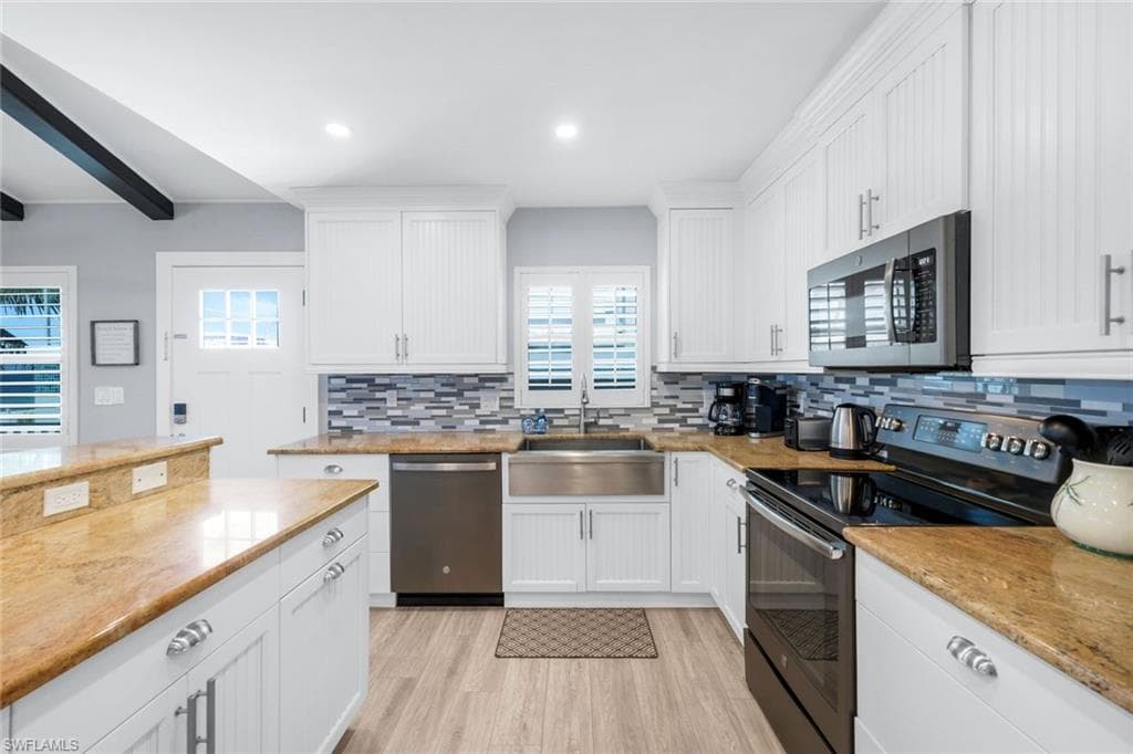 26460 Hickory BLVD-13