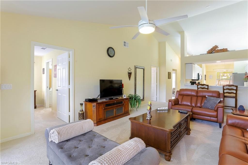 337 Robin Hood CIR # 204, NAPLES FL 34104-1