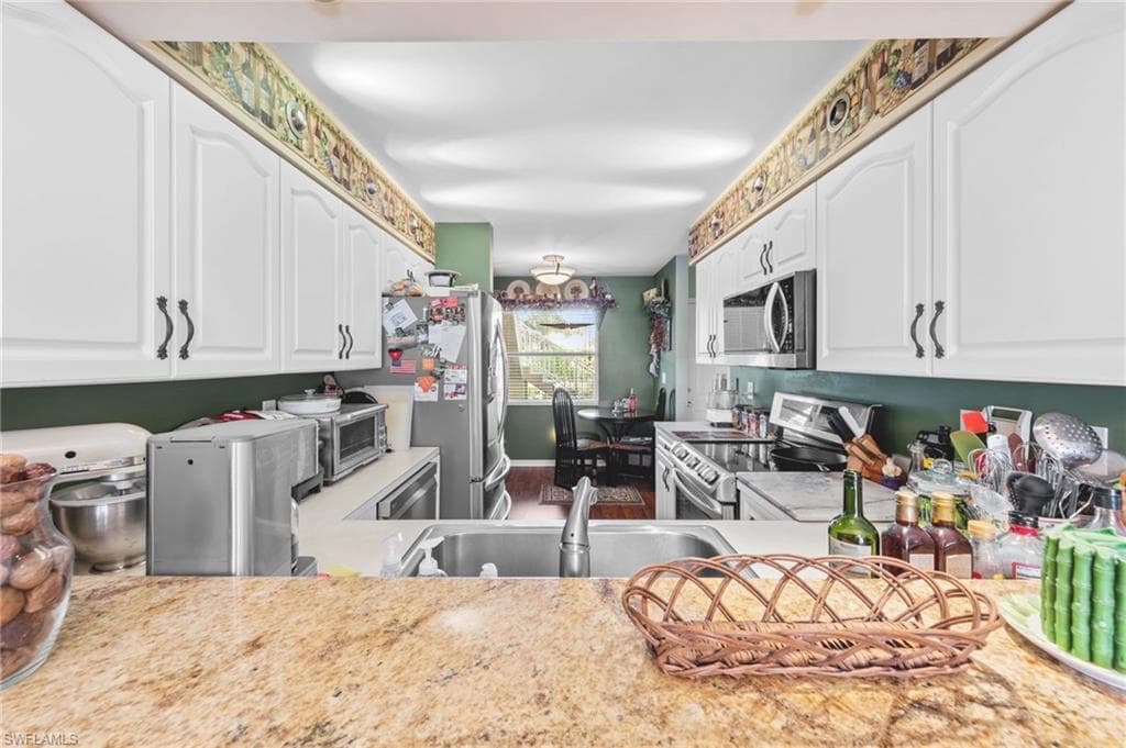 174 Pebble Shores DR # 103, NAPLES FL 34110-11