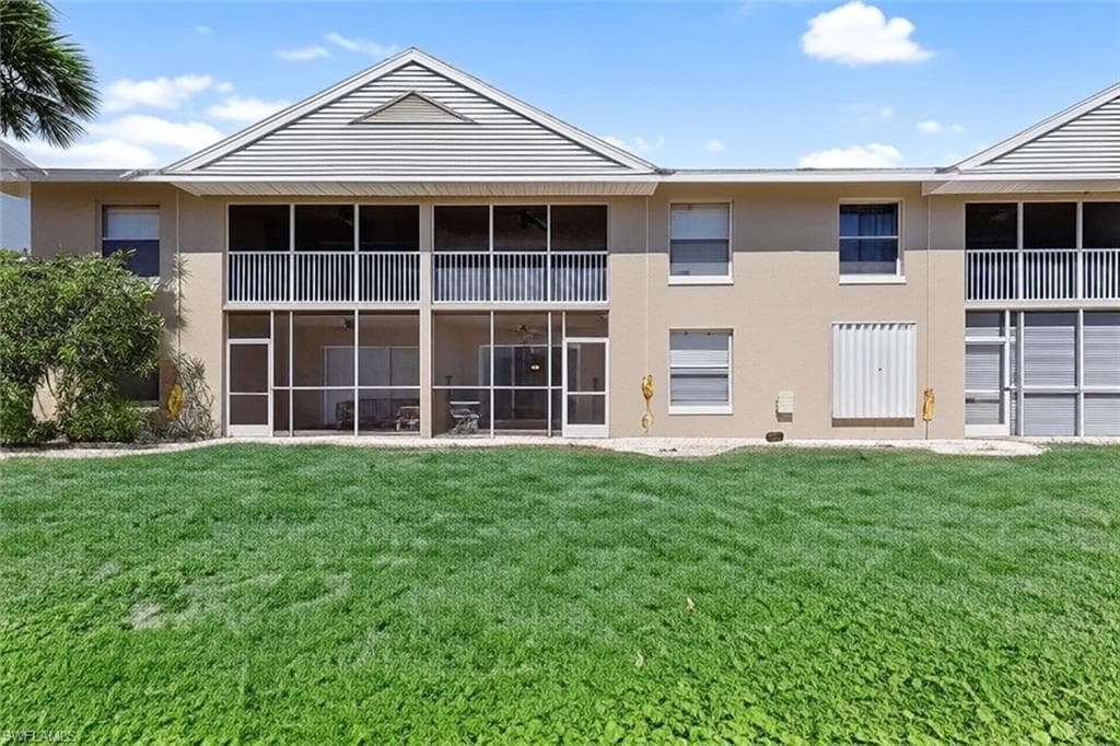 174 Pebble Shores DR # 103, NAPLES FL 34110-27