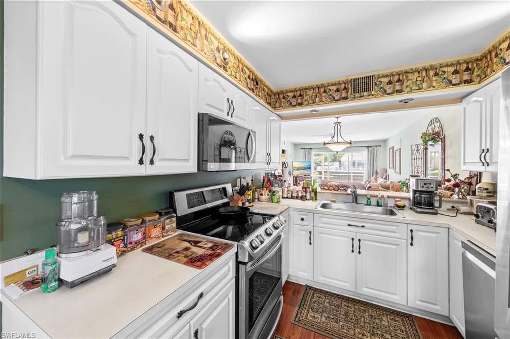 174 Pebble Shores DR # 103, NAPLES FL 34110-13