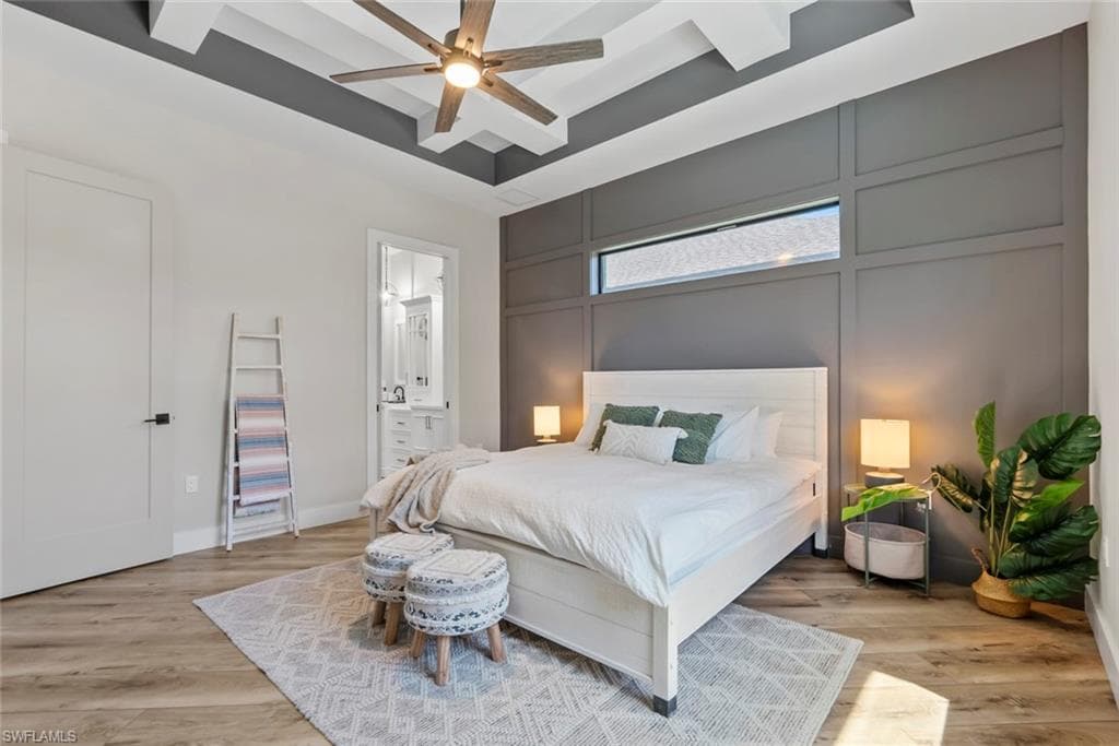 3530 Hibiscus AVE, NAPLES FL 34104-28