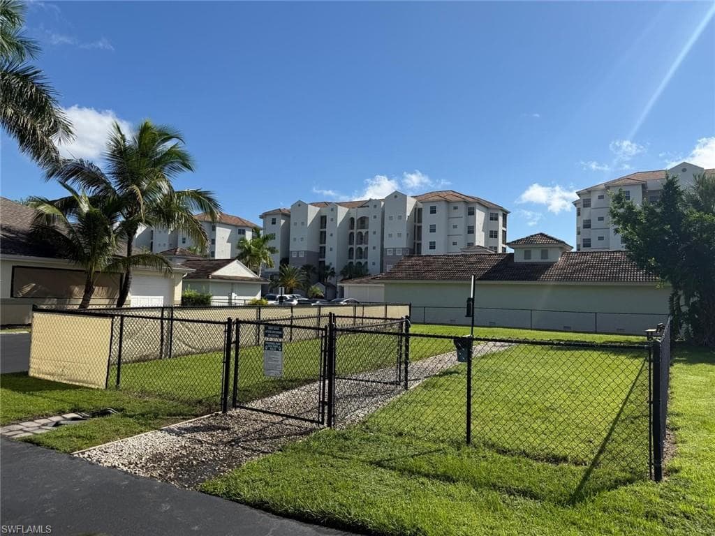 4219 Liron AVE # 204, FORT MYERS FL 33916-22