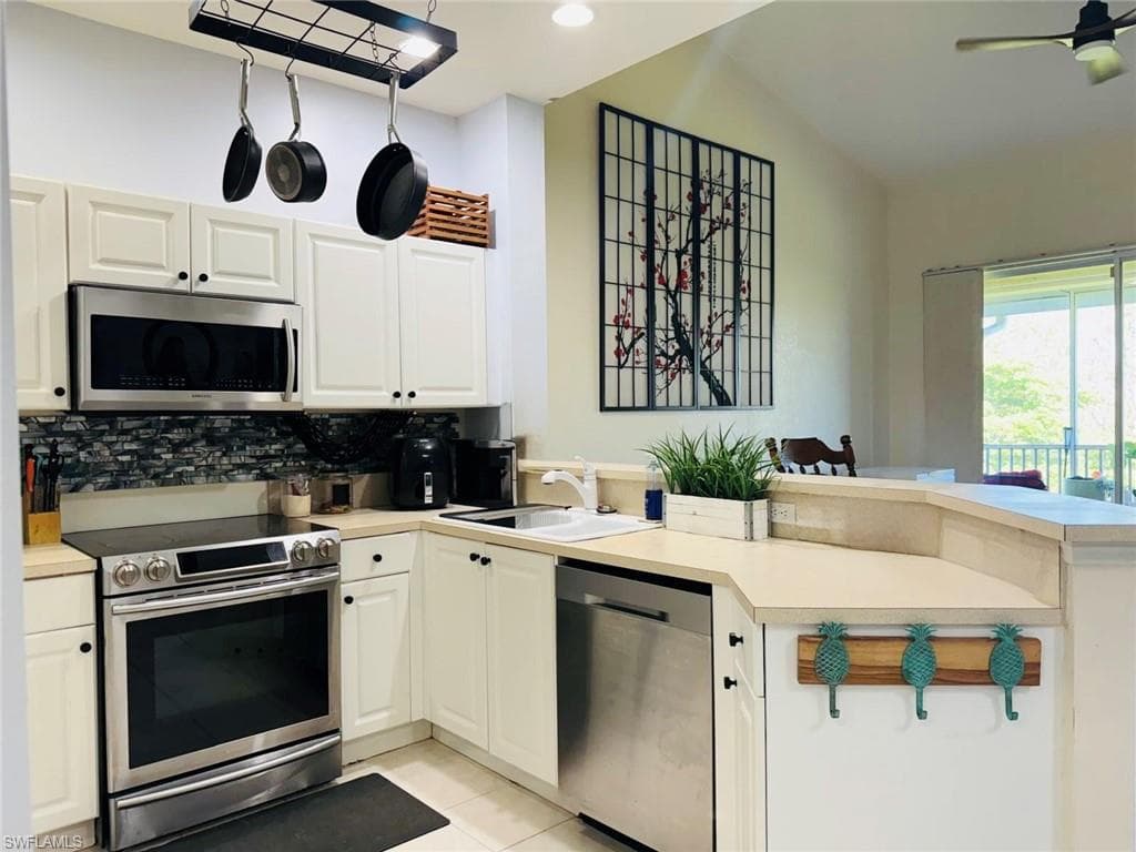 4219 Liron AVE # 204, FORT MYERS FL 33916-6