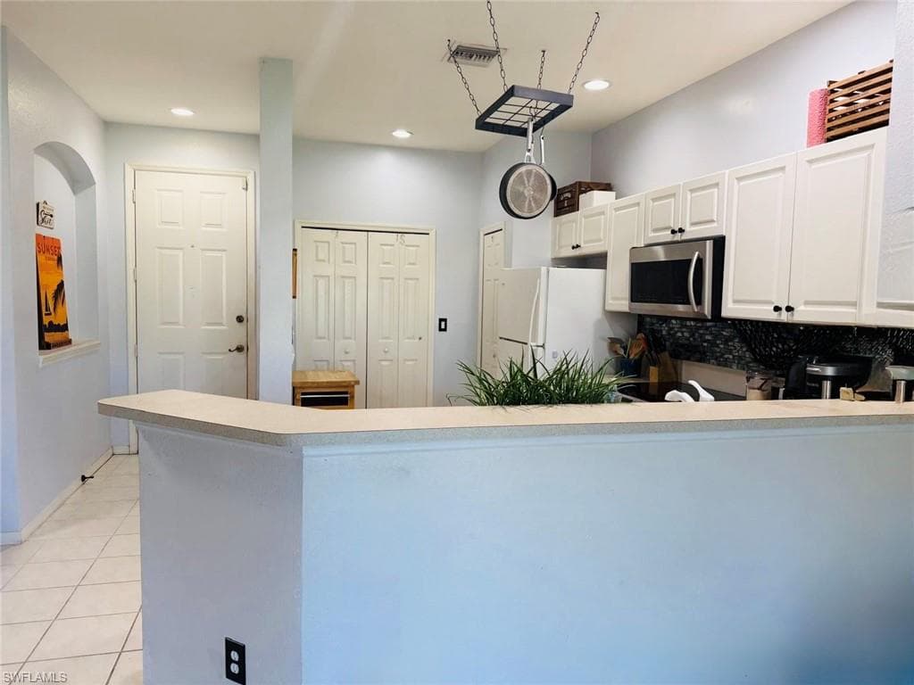 4219 Liron AVE # 204, FORT MYERS FL 33916-4