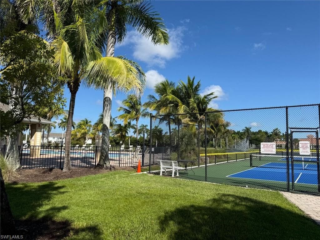 4219 Liron AVE # 204, FORT MYERS FL 33916-28