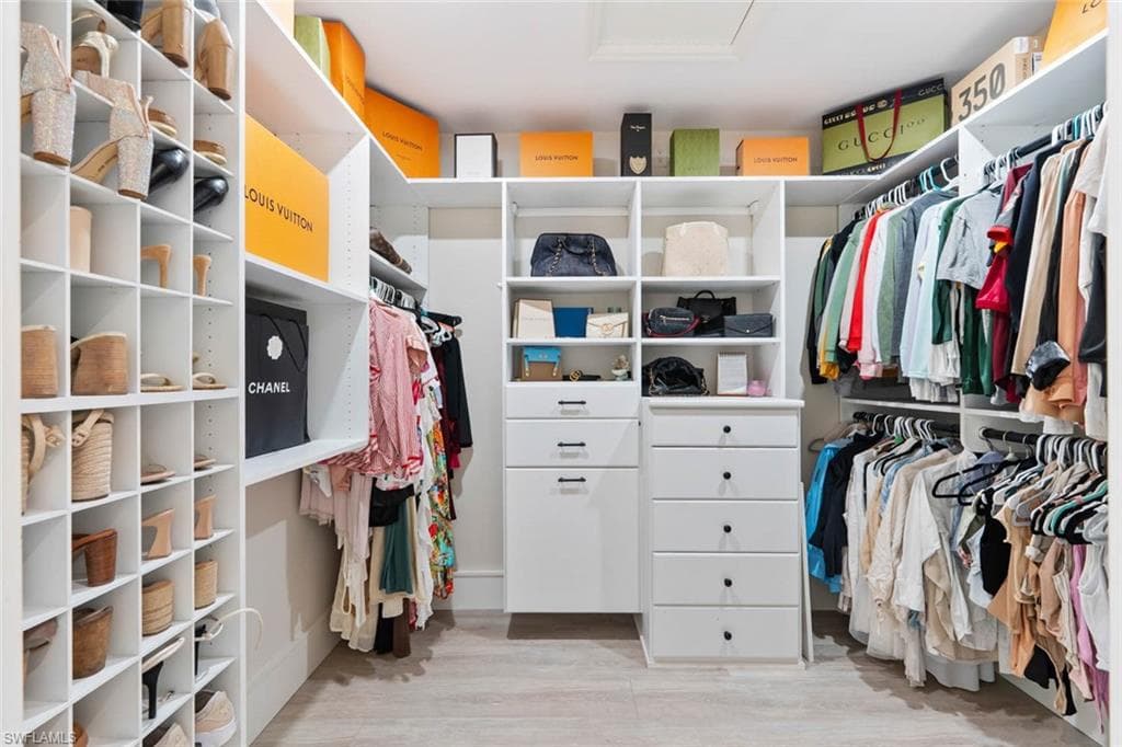 250 6th ST, BONITA SPRINGS FL 34134-22