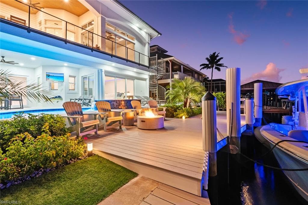 250 6th ST, BONITA SPRINGS FL 34134-4