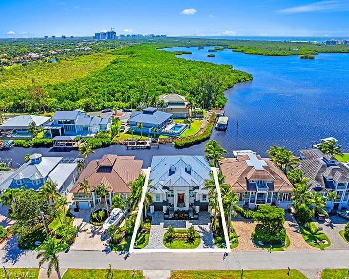 250 6th ST, BONITA SPRINGS FL 34134-38