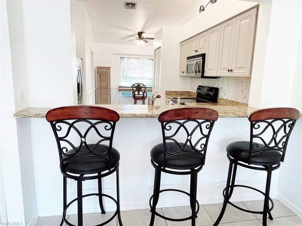 2037 W Crown Pointe BLVD, NAPLES FL 34112-5