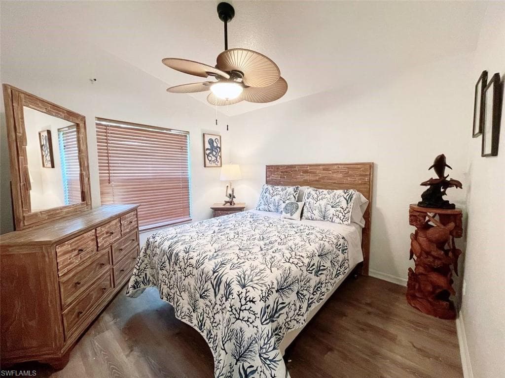 2037 W Crown Pointe BLVD, NAPLES FL 34112-7