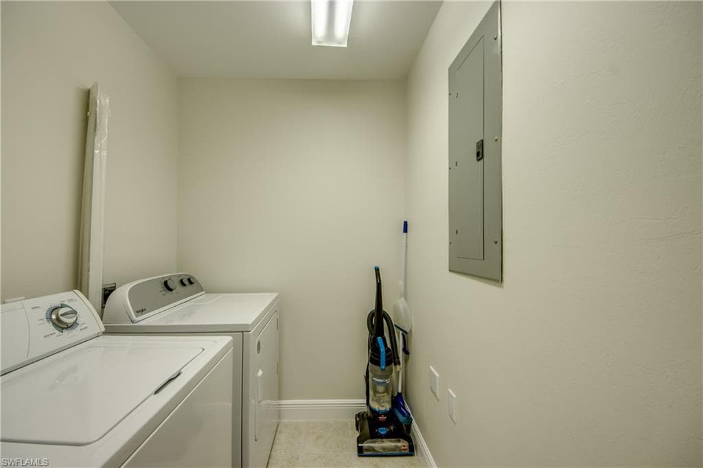 1516 SW 50th ST # 104, CAPE CORAL FL 33914-39