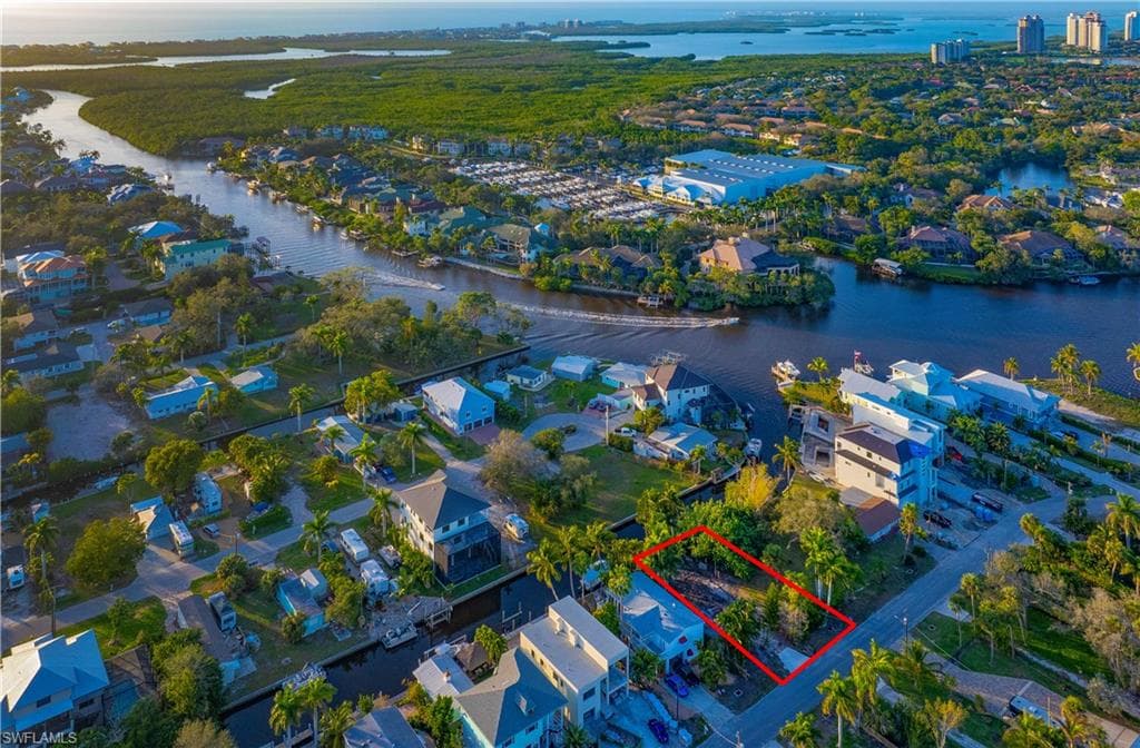 27563 Big Bend RD, BONITA SPRINGS FL 34134-6